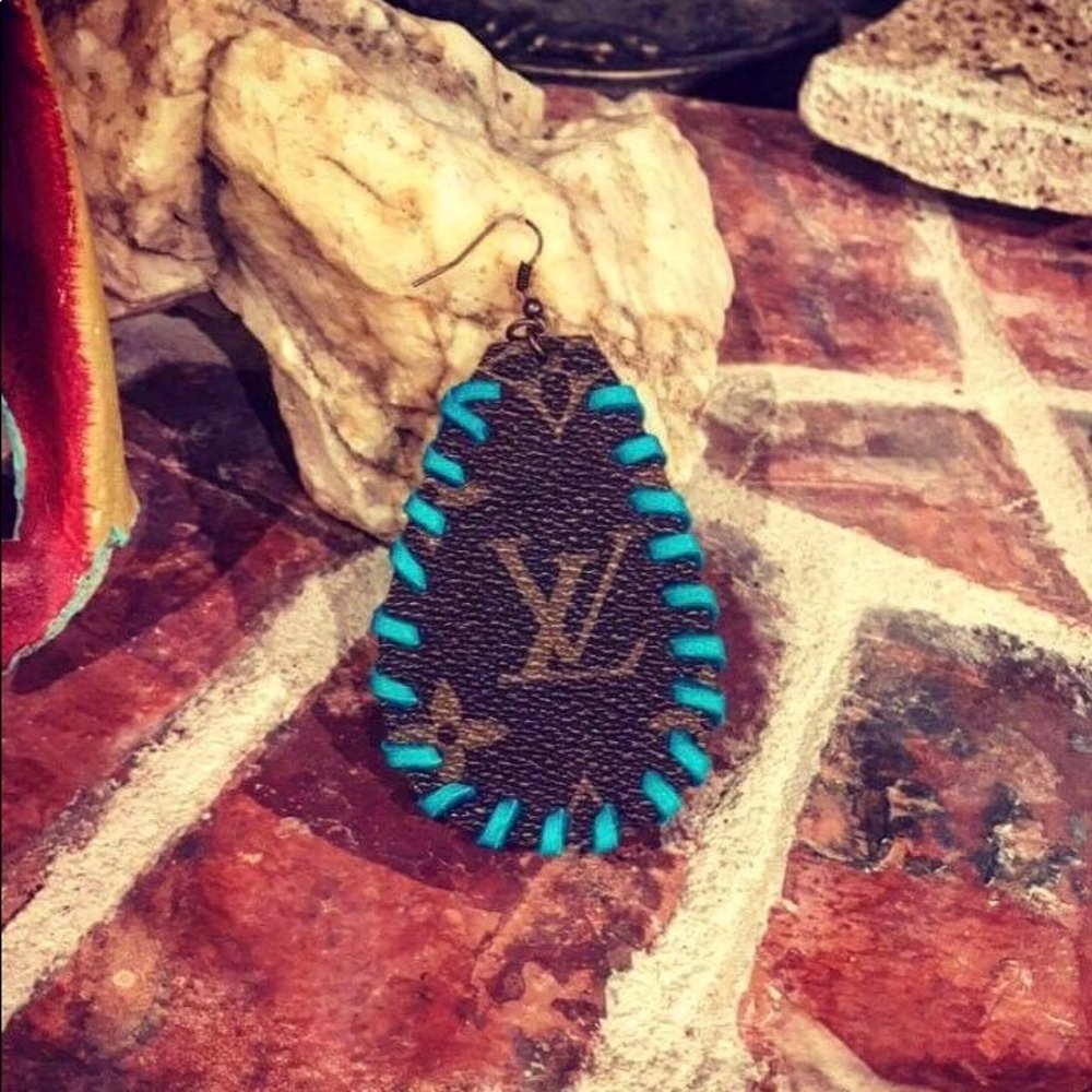 Louis Vuitton teardrop earrings